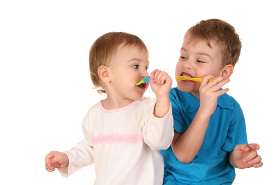 Children brushing their teeth